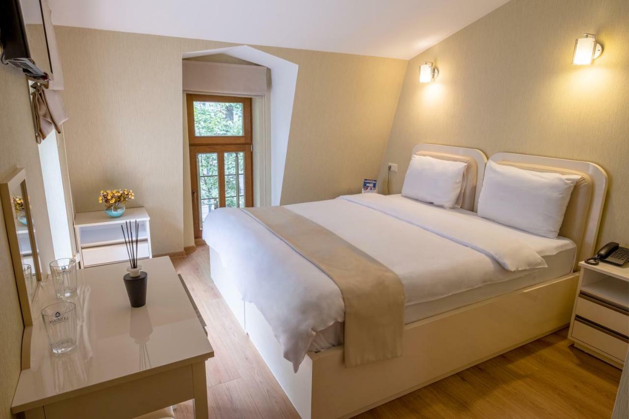 Sama Grand Hotel Tbilisi Eksteriør bilde